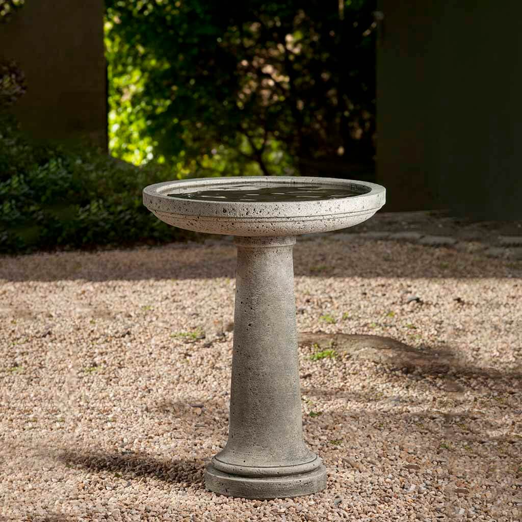 Isleboro Birdbath in Alpine Stone finish