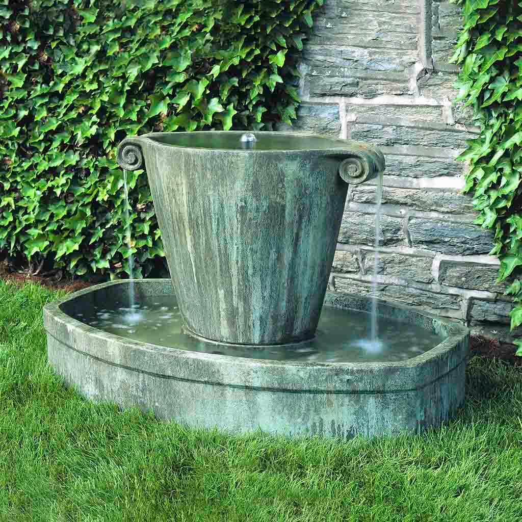 Anfora Fountain outdoor fountain in Copper Bronze