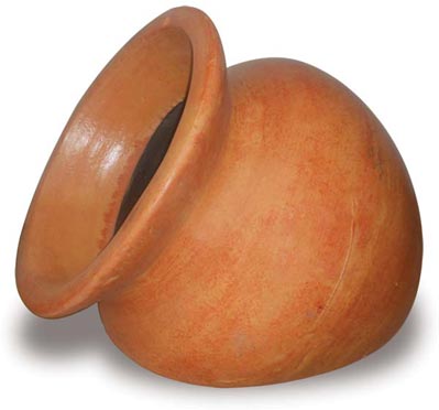 Chata on Side Planter handcrafted garden piece.