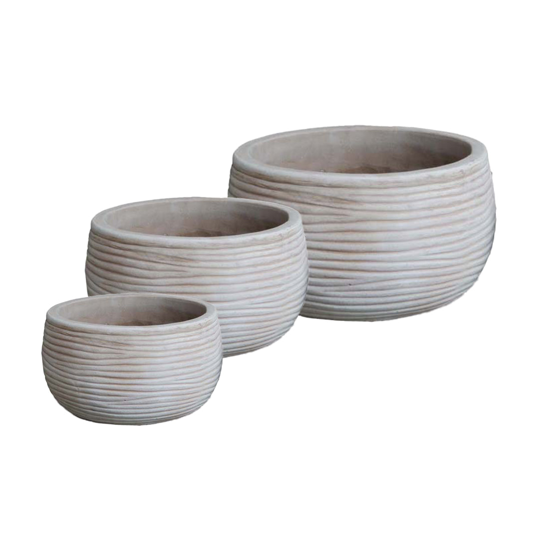 Small Mterra Low Bowl Planter set of 3 in Mterra finish