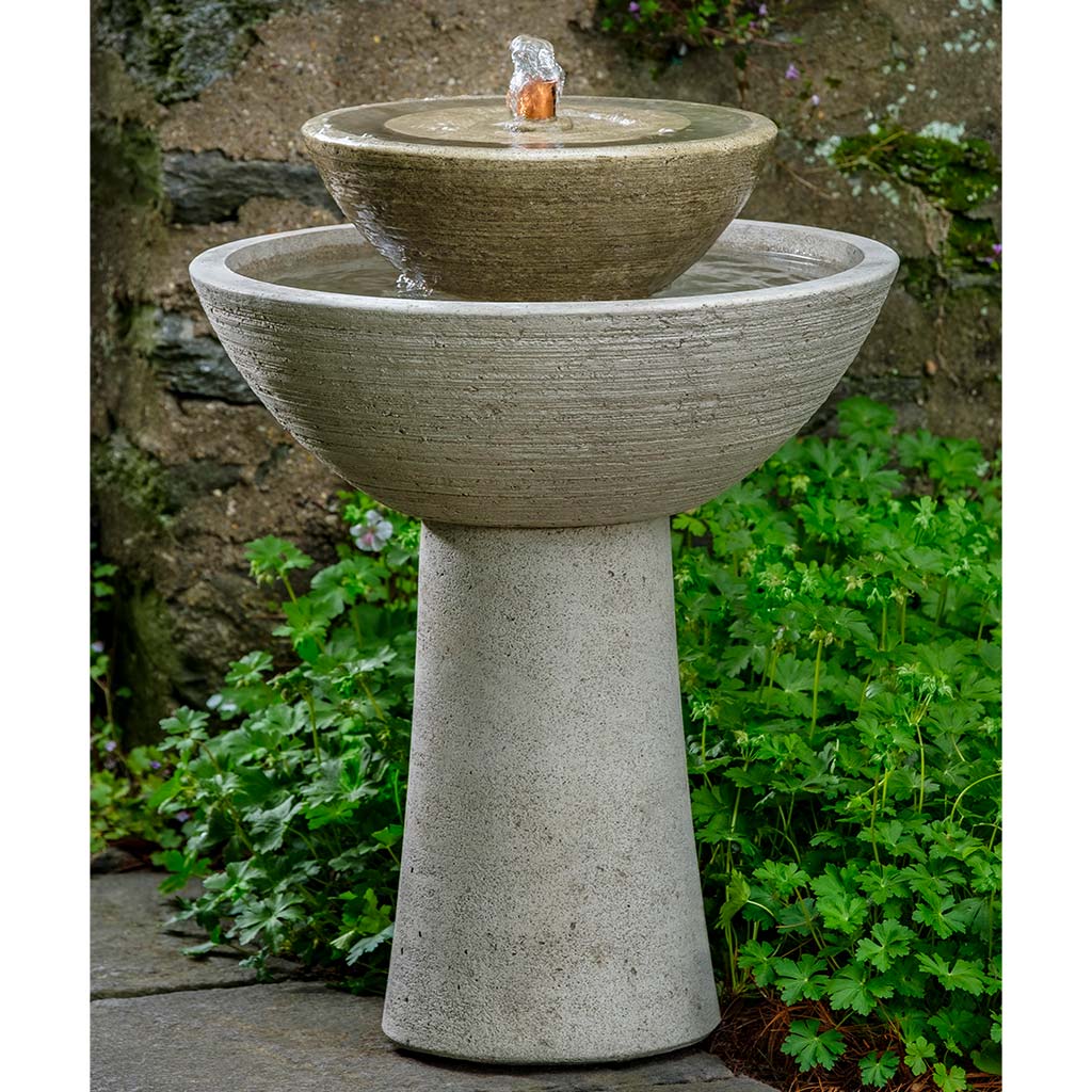 Ojai Fountain, Tall outdoor fountain