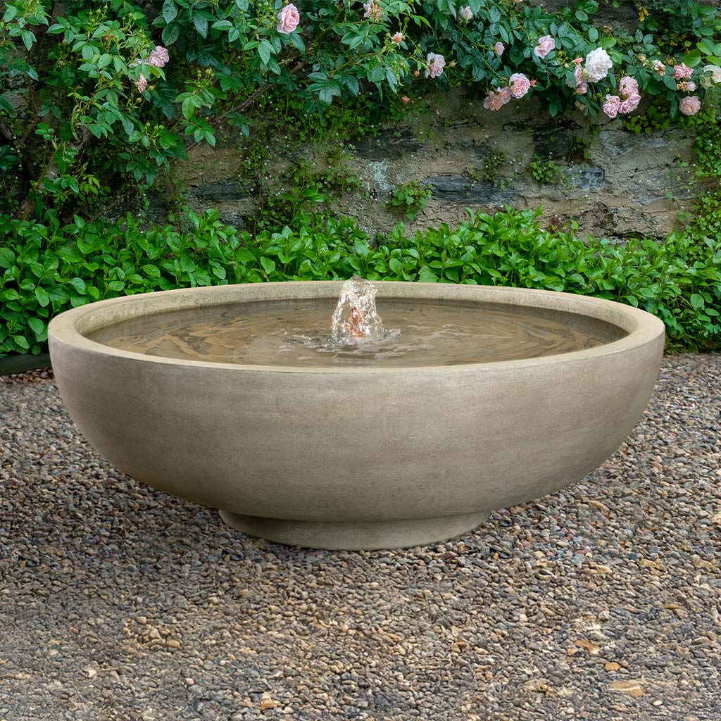 Isla Fountain outdoor water feature